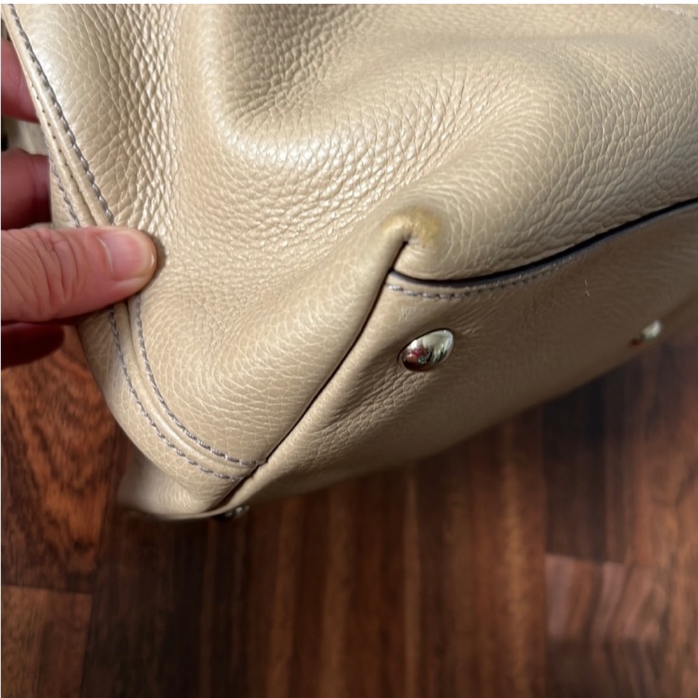 Gucci Soho working tote! Great everyday bag. Almost $4000 new!! - Picture 6 of 16